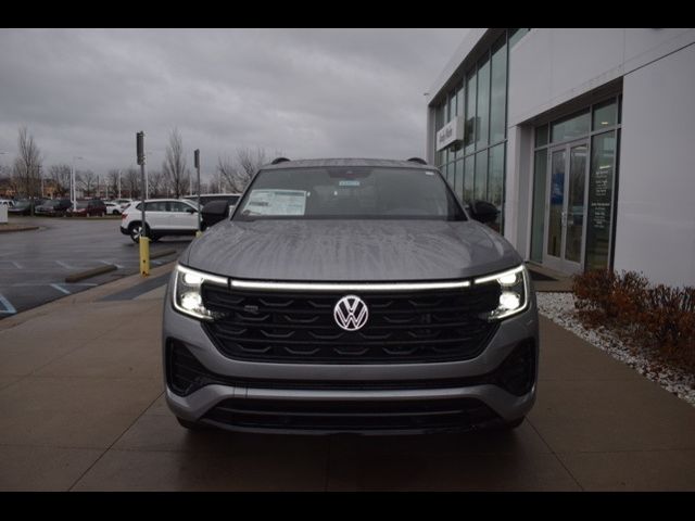 2025 Volkswagen Atlas Cross Sport 2.0T SEL R-Line Black