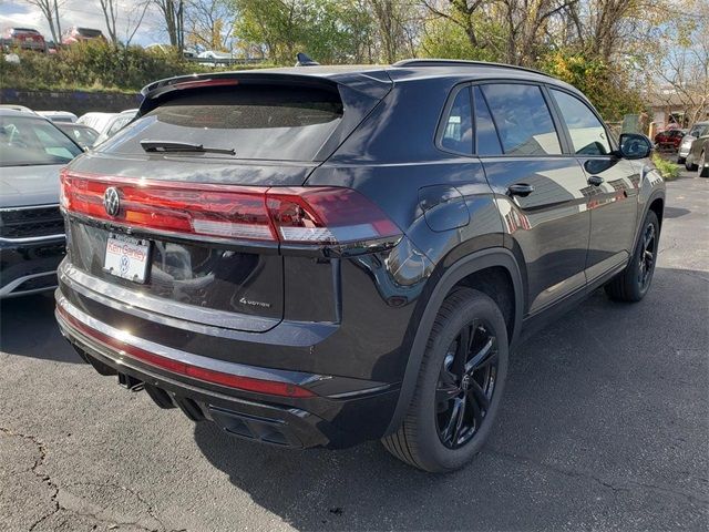 2025 Volkswagen Atlas Cross Sport 2.0T SEL R-Line Black