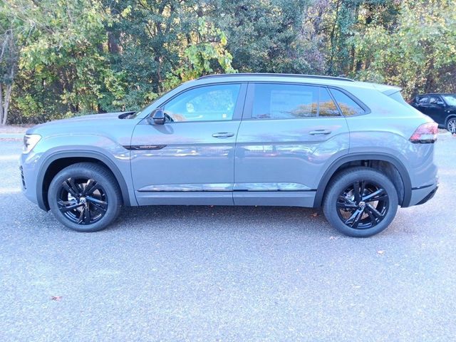 2025 Volkswagen Atlas Cross Sport 2.0T SEL R-Line Black