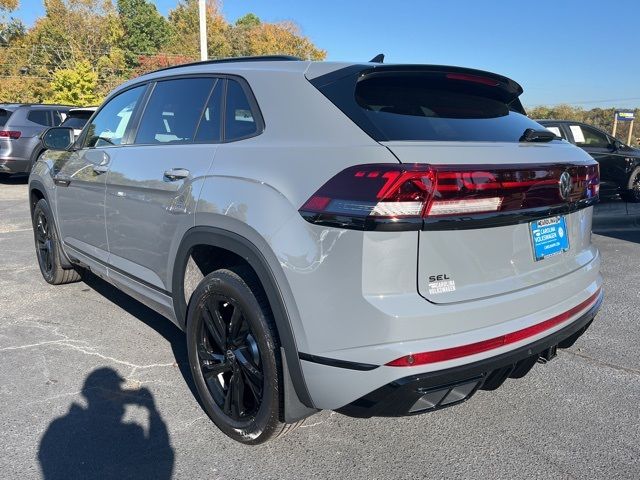 2025 Volkswagen Atlas Cross Sport 2.0T SEL R-Line Black