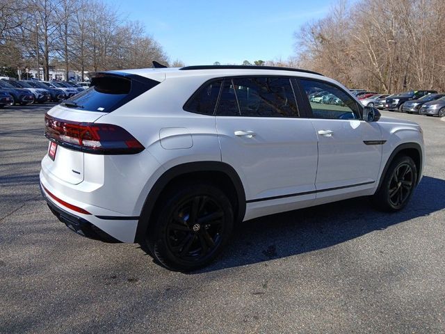 2025 Volkswagen Atlas Cross Sport 2.0T SEL R-Line Black