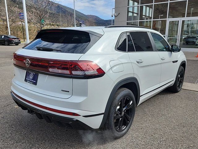 2025 Volkswagen Atlas Cross Sport 2.0T SEL R-Line Black