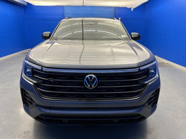 2025 Volkswagen Atlas Cross Sport 2.0T SEL R-Line Black