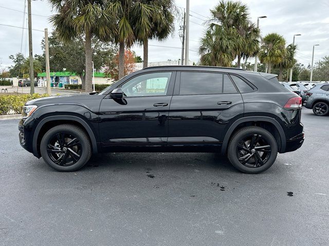 2025 Volkswagen Atlas Cross Sport 2.0T SEL R-Line Black