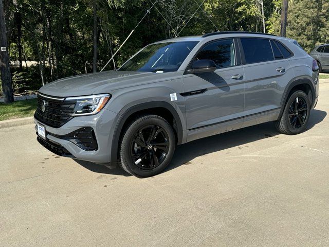 2025 Volkswagen Atlas Cross Sport 2.0T SEL R-Line Black