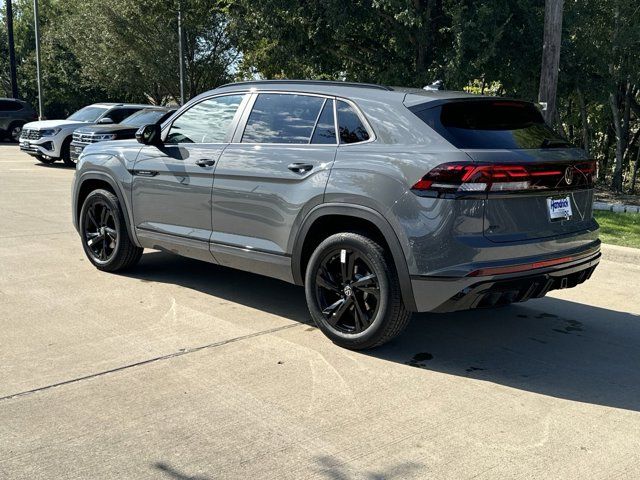 2025 Volkswagen Atlas Cross Sport 2.0T SEL R-Line Black