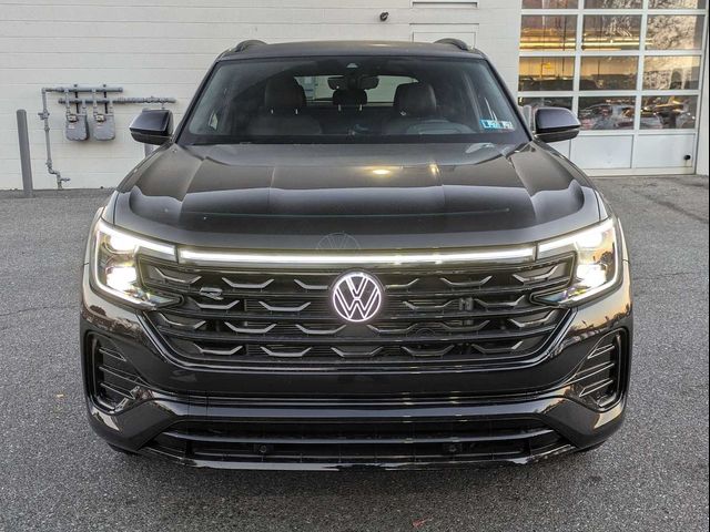 2025 Volkswagen Atlas Cross Sport 2.0T SEL R-Line Black