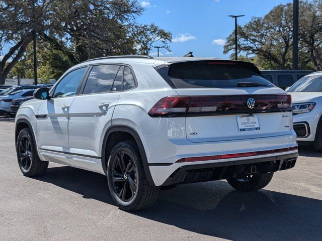 2025 Volkswagen Atlas Cross Sport 2.0T SEL R-Line Black