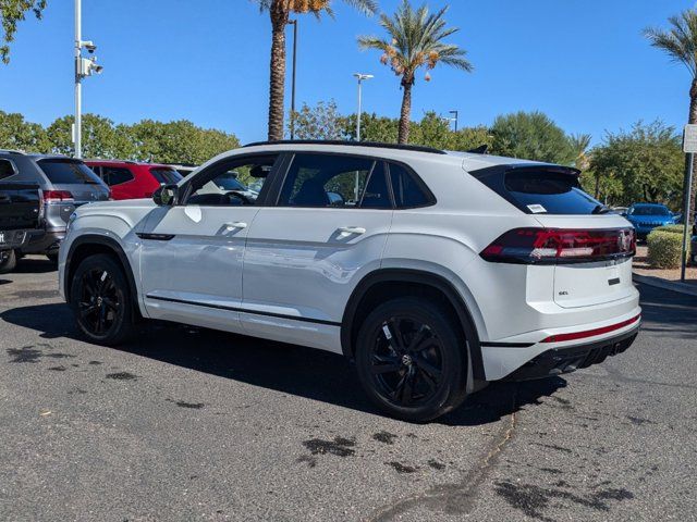 2025 Volkswagen Atlas Cross Sport 2.0T SEL R-Line Black