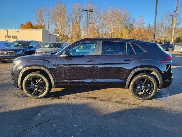 2025 Volkswagen Atlas Cross Sport 2.0T SEL R-Line Black