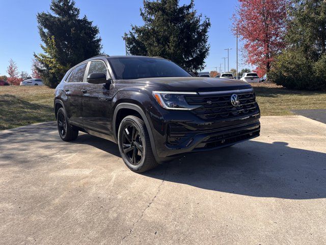 2025 Volkswagen Atlas Cross Sport 2.0T SEL R-Line Black