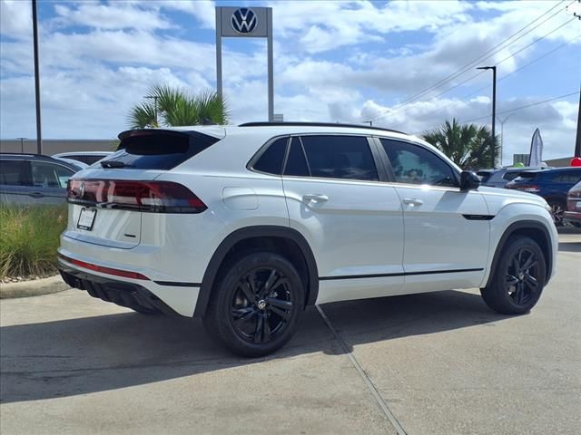 2025 Volkswagen Atlas Cross Sport 2.0T SEL R-Line Black