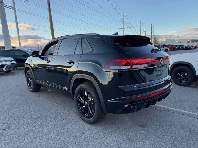 2025 Volkswagen Atlas Cross Sport 2.0T SEL R-Line Black