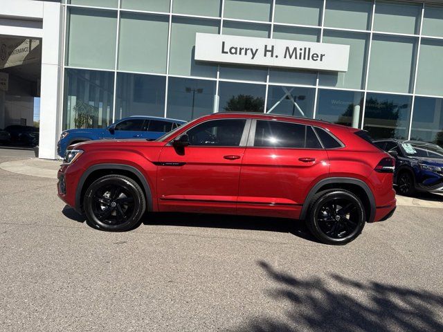 2025 Volkswagen Atlas Cross Sport 2.0T SEL R-Line Black