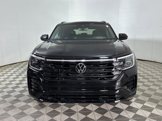 2025 Volkswagen Atlas Cross Sport 2.0T SEL R-Line Black