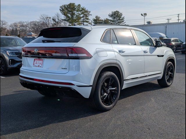 2025 Volkswagen Atlas Cross Sport 2.0T SEL R-Line Black