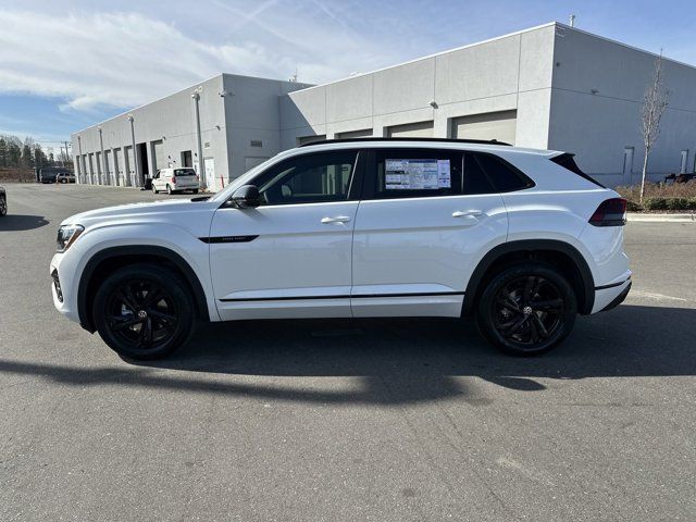 2025 Volkswagen Atlas Cross Sport 2.0T SEL R-Line Black