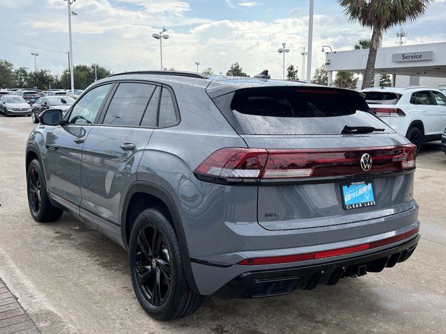 2025 Volkswagen Atlas Cross Sport 2.0T SEL R-Line Black