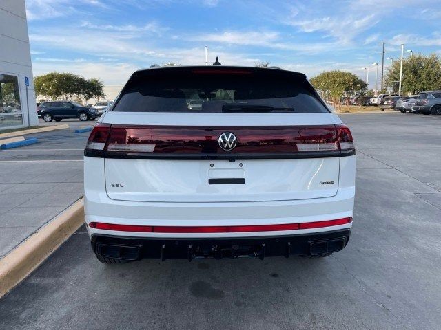 2025 Volkswagen Atlas Cross Sport 2.0T SEL R-Line Black