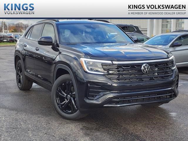 2025 Volkswagen Atlas Cross Sport 2.0T SEL R-Line Black