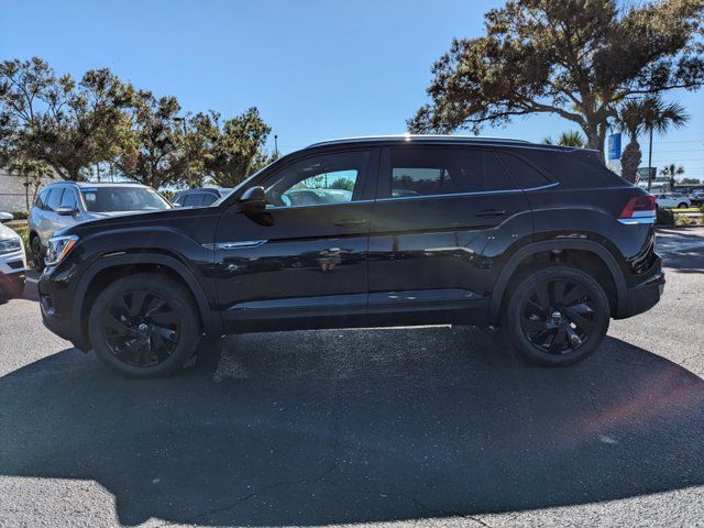 2025 Volkswagen Atlas Cross Sport 2.0T SE Technology