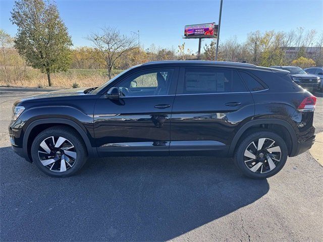 2025 Volkswagen Atlas Cross Sport 2.0T SE Technology