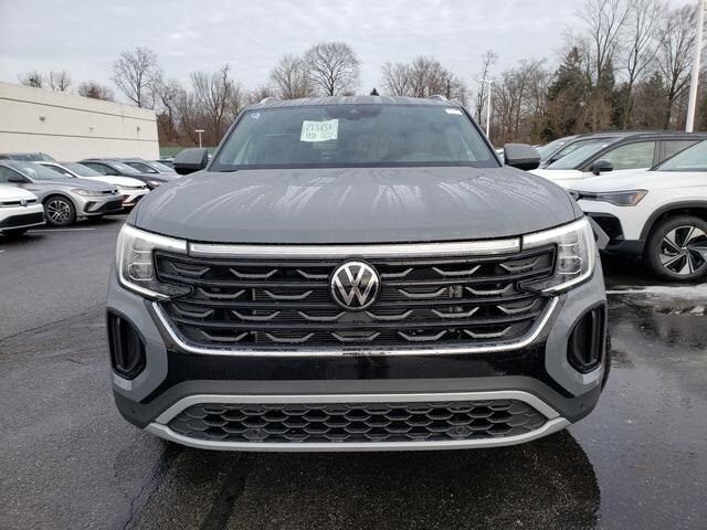 2025 Volkswagen Atlas Cross Sport 2.0T SE Technology