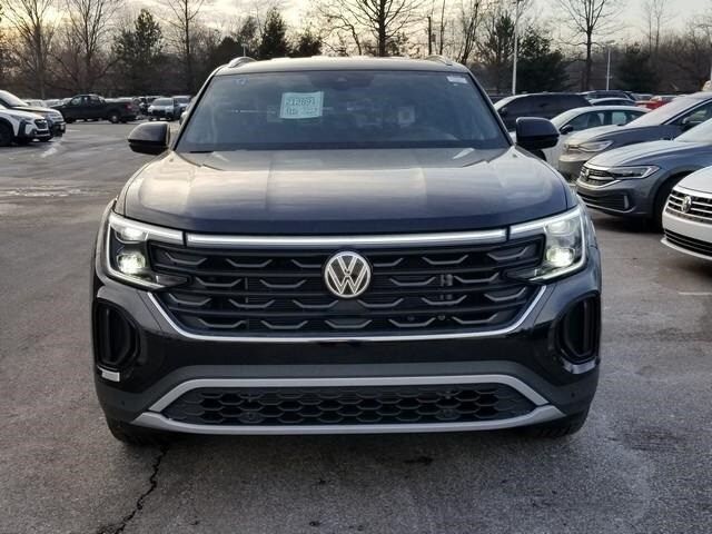 2025 Volkswagen Atlas Cross Sport 2.0T SE Technology