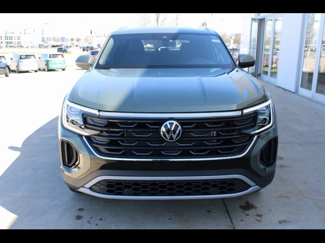 2025 Volkswagen Atlas Cross Sport 2.0T SE Technology