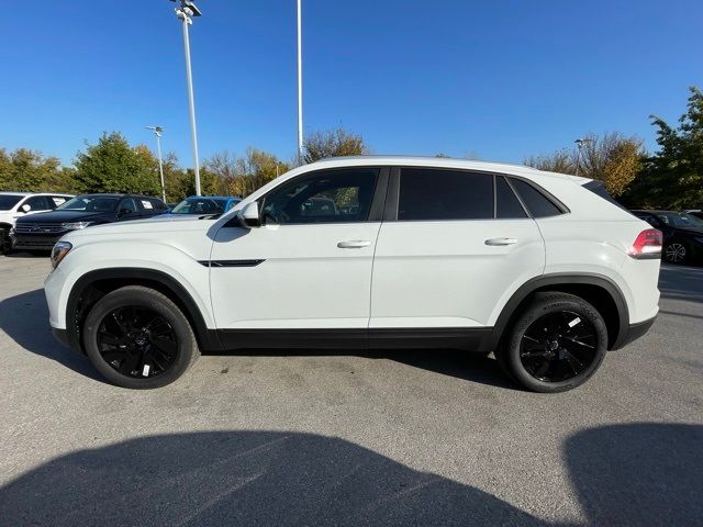 2025 Volkswagen Atlas Cross Sport 2.0T SE Technology