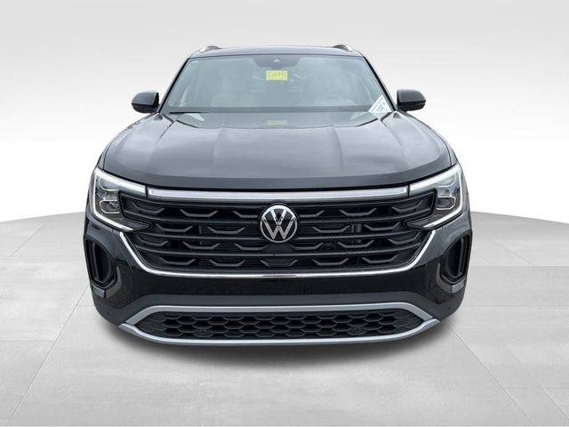 2025 Volkswagen Atlas Cross Sport 2.0T SE Technology