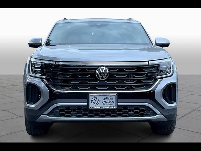 2025 Volkswagen Atlas Cross Sport 2.0T SE Technology