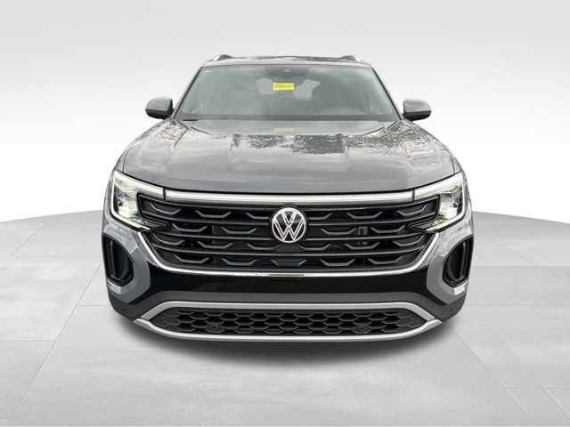 2025 Volkswagen Atlas Cross Sport 2.0T SE Technology