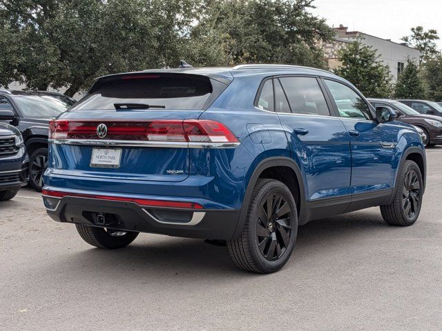 2025 Volkswagen Atlas Cross Sport 2.0T SE Technology