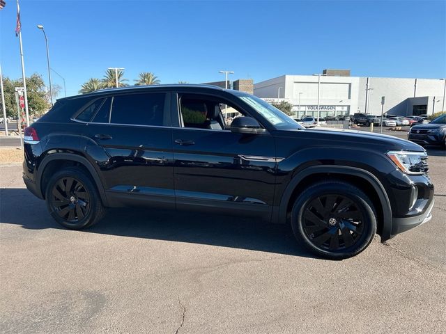 2025 Volkswagen Atlas Cross Sport 2.0T SE Technology