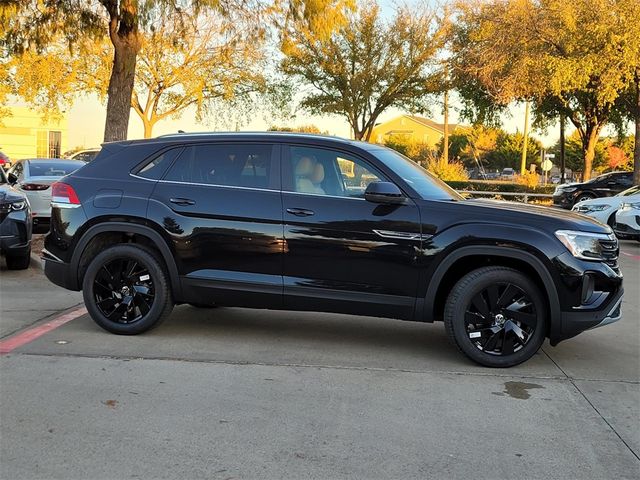 2025 Volkswagen Atlas Cross Sport 2.0T SE Technology