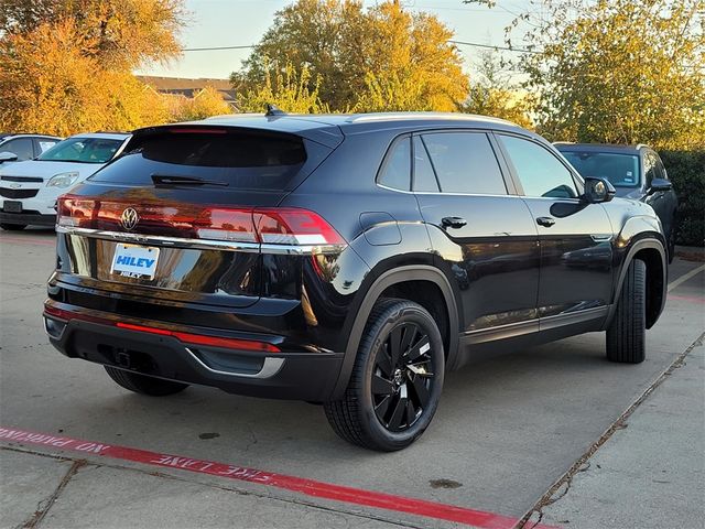 2025 Volkswagen Atlas Cross Sport 2.0T SE Technology