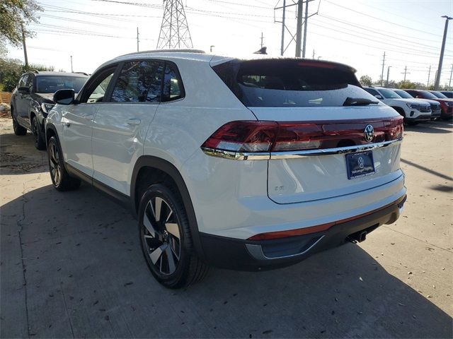 2025 Volkswagen Atlas Cross Sport 2.0T SE Technology