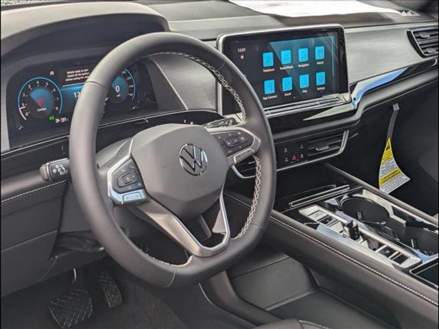 2025 Volkswagen Atlas Cross Sport 2.0T SE Technology