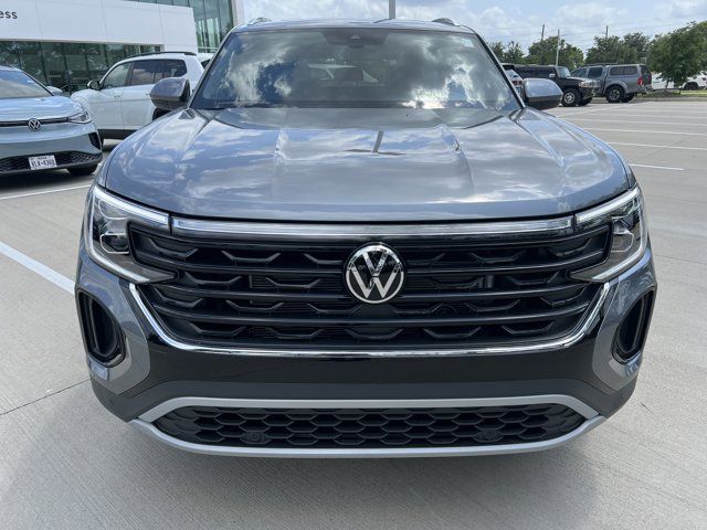 2025 Volkswagen Atlas Cross Sport 2.0T SE Technology