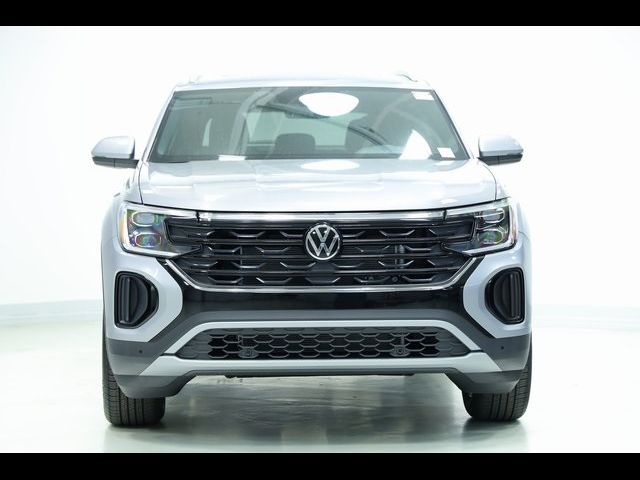 2025 Volkswagen Atlas Cross Sport 2.0T SE Technology