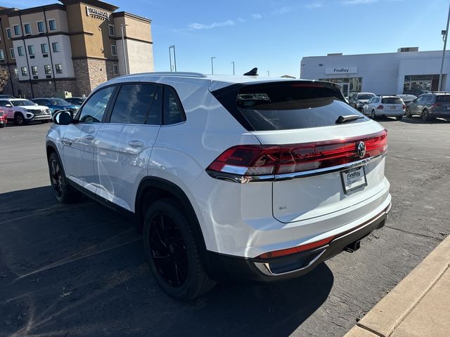 2025 Volkswagen Atlas Cross Sport 2.0T SE Technology