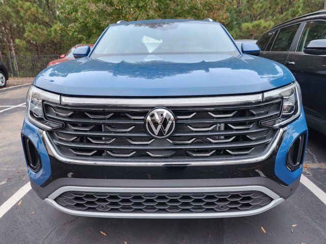 2025 Volkswagen Atlas Cross Sport 2.0T SE Technology