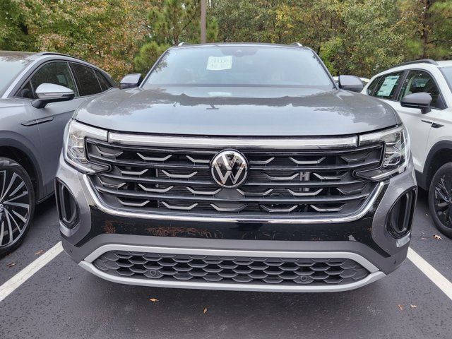 2025 Volkswagen Atlas Cross Sport 2.0T SE Technology