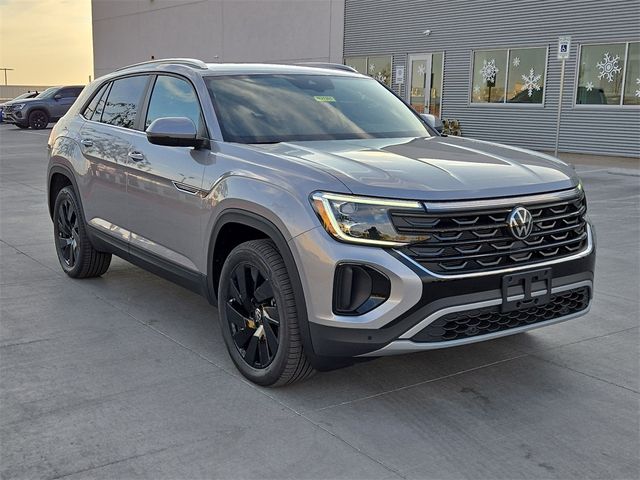 2025 Volkswagen Atlas Cross Sport 2.0T SE Technology