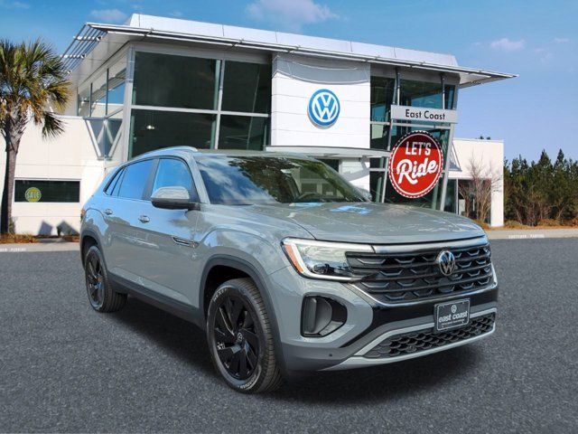 2025 Volkswagen Atlas Cross Sport 2.0T SE Technology