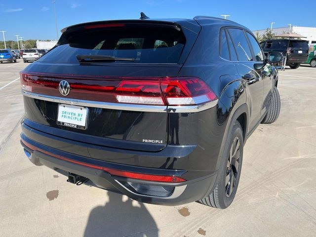 2025 Volkswagen Atlas Cross Sport 2.0T SE Technology