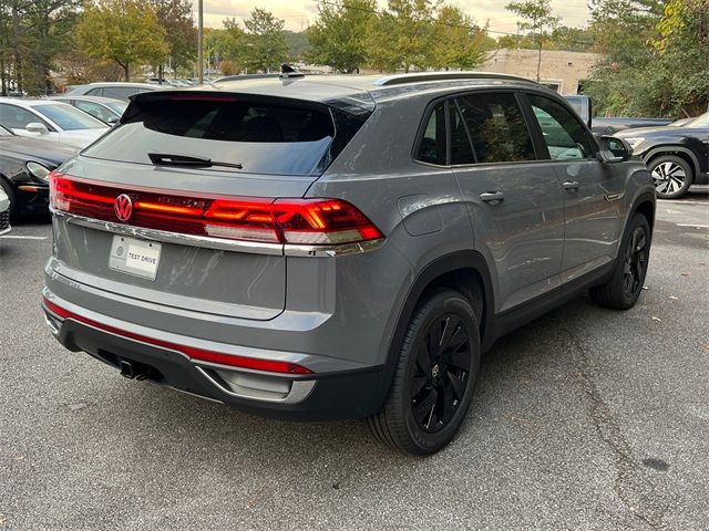 2025 Volkswagen Atlas Cross Sport 2.0T SE Technology