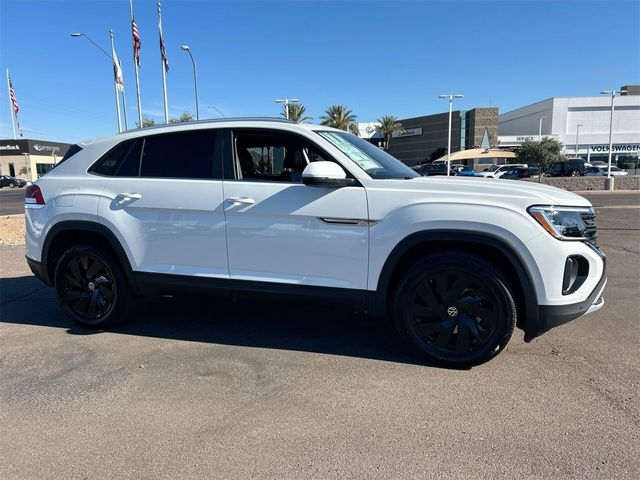 2025 Volkswagen Atlas Cross Sport 2.0T SE Technology