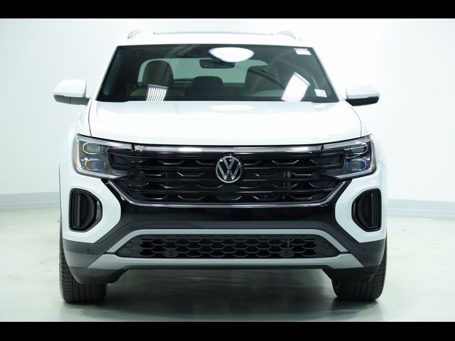 2025 Volkswagen Atlas Cross Sport 2.0T SE Technology